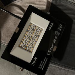 LED FLOODLIGHT