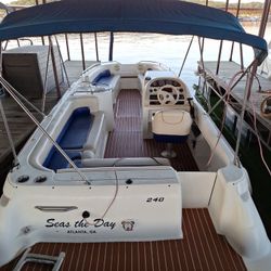 1996 SeaRay 240 Deck Boat With Trailer 