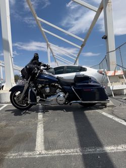 2012 Harley Davidson street glide
