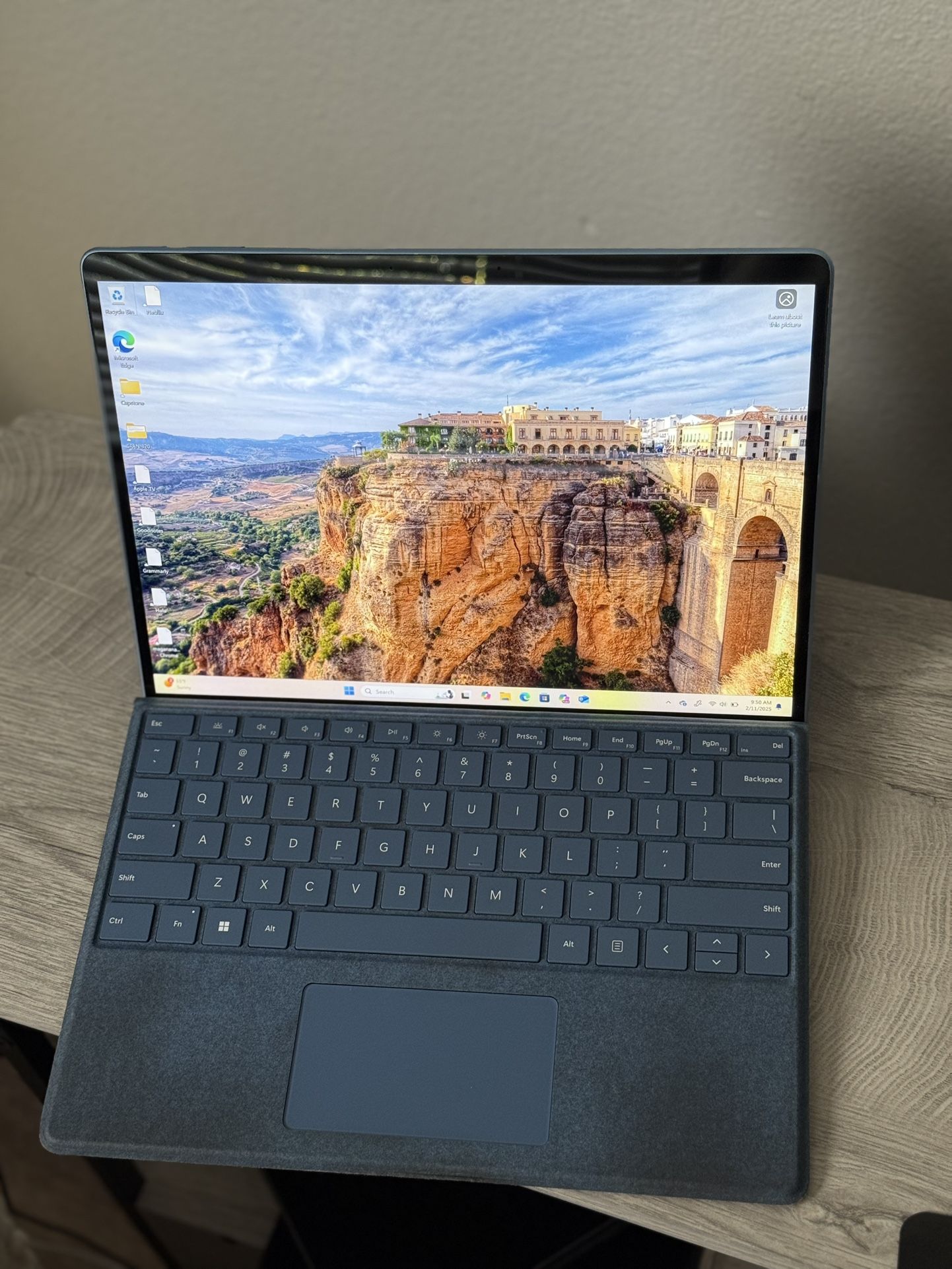 Surface Pro 9 With Keyboard And Slim Pen