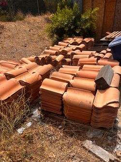 Roofing tile