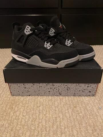 Jordan 4's black canvas