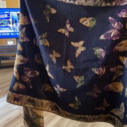 Reboso estampado en mariposas
