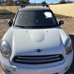 2011-2016 Mini Cooper Countryman For Parts 