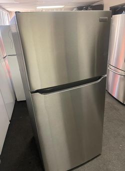 Frigidaire Top Mount Stainless Refrigerator Fridge
