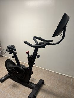 Echelon Bike LIKE NEW