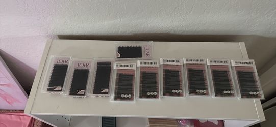 Lash trays