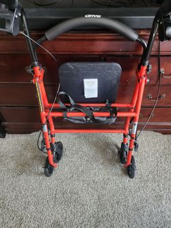 Drive Medical Rollator Walker with Seat