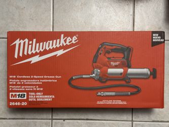 Milwaukee 2646-20 M18 18V Lithium-Ion Cordless 2-Speed Grease Gun(Tool Only)