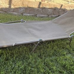 Pool Lounge Chairs (3)