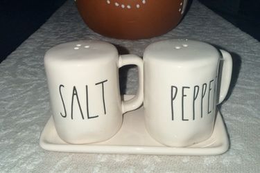 Rae Dunn Salt and Pepper Shaker Set