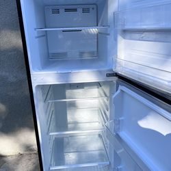 Vissani  refrigerator