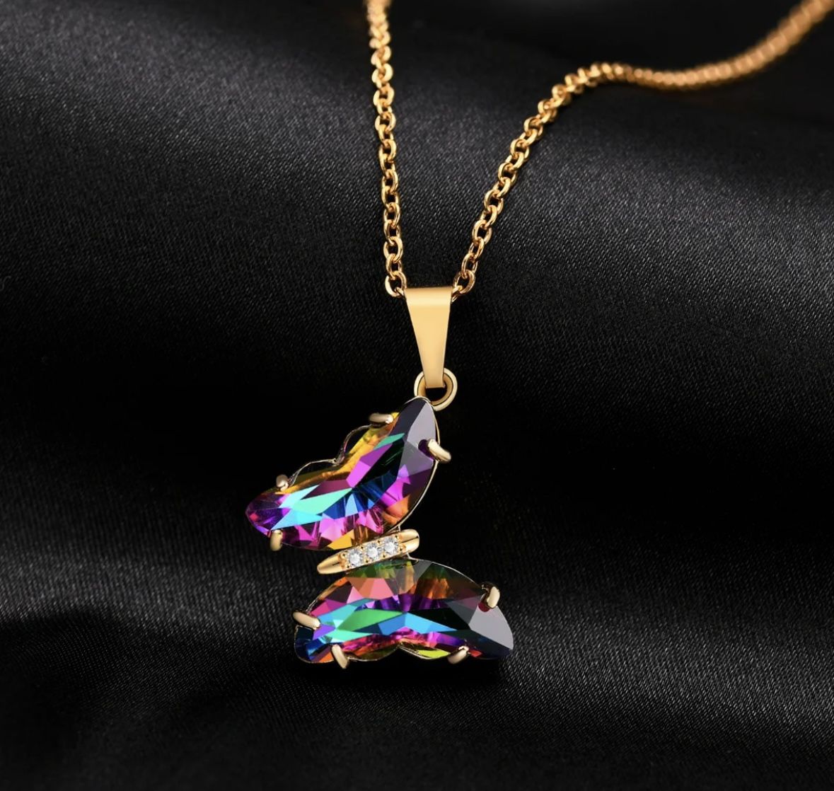 N98 – Butterfly Golden Necklace!