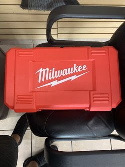 Milwaukee 3107-6 1/2” Right Angle Drill BRAND NEW(OPEN BOX)