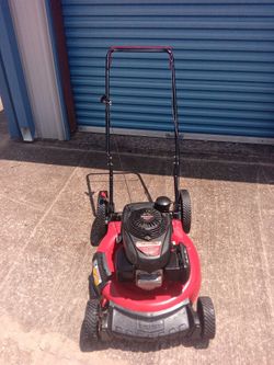 Máquina de cortar césped