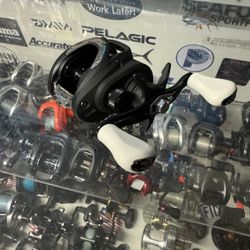 Brand New Cc80 Daiwa Bait Casting Reel Firm . 45$