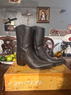 Men’s boots/Botas para Hombres