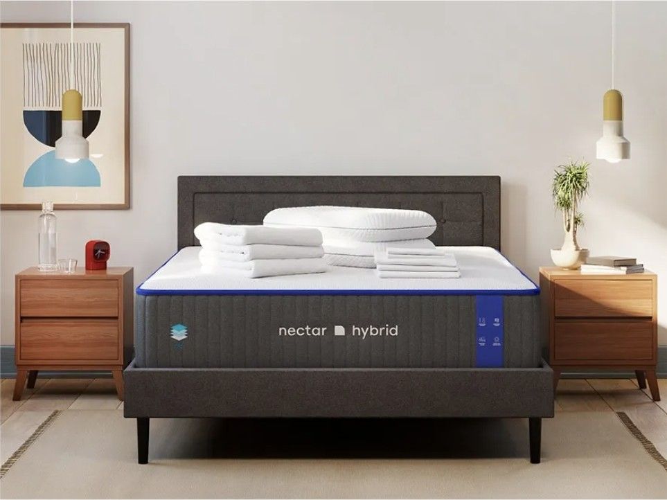 Nectar Classic Hybrid Mattress- Queen