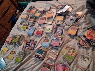 Pokémon cards 1000