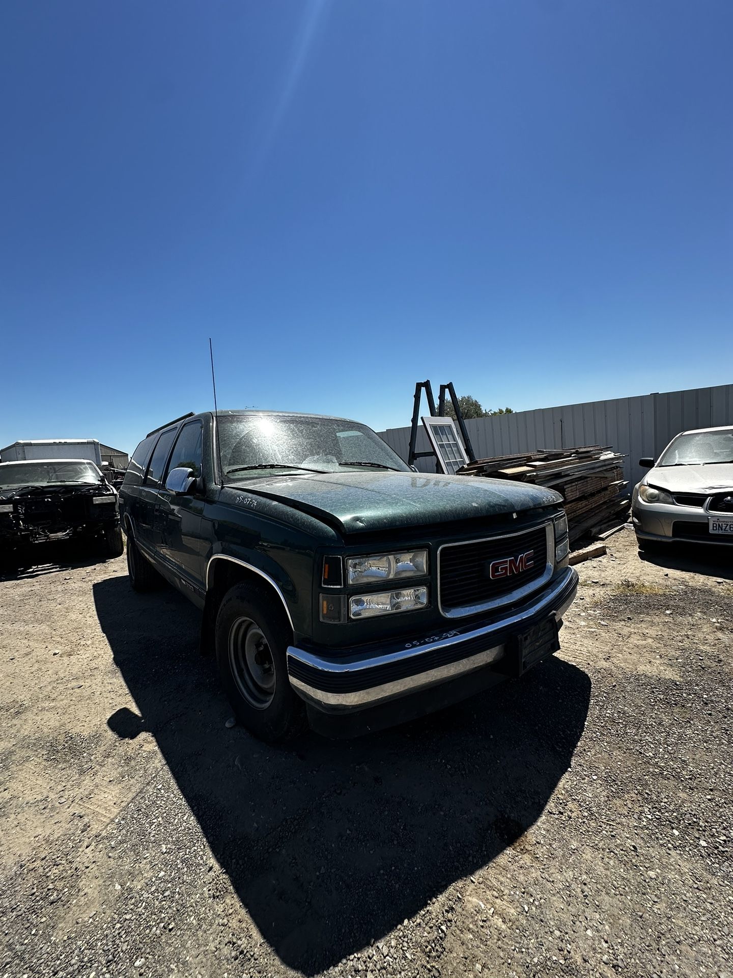 1999 CHEVY SUBURBAN🚙FULL PART OUT!!