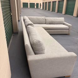Restoration Hardware Sectional Couch 🛻Delivery Available🛻