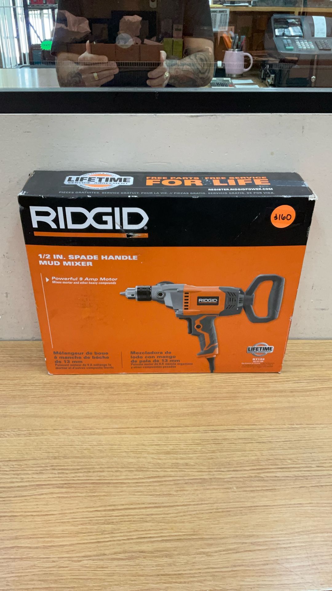RIDGID 1/2” SPACE HANGLE MUD MIXER.