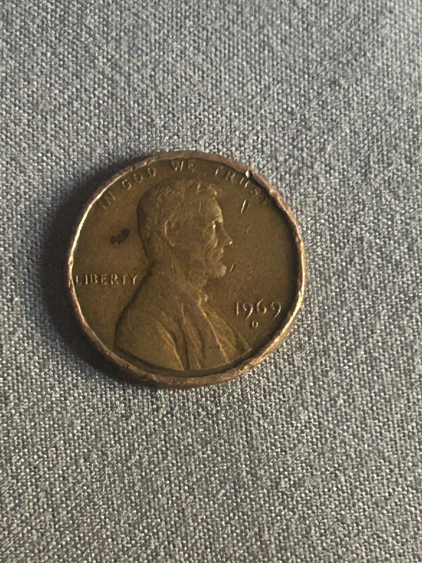 1969 PENNY (missing FG Letters And Floating Roof