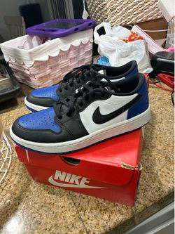 Jordan 1 Low Royal Blue-Size 9