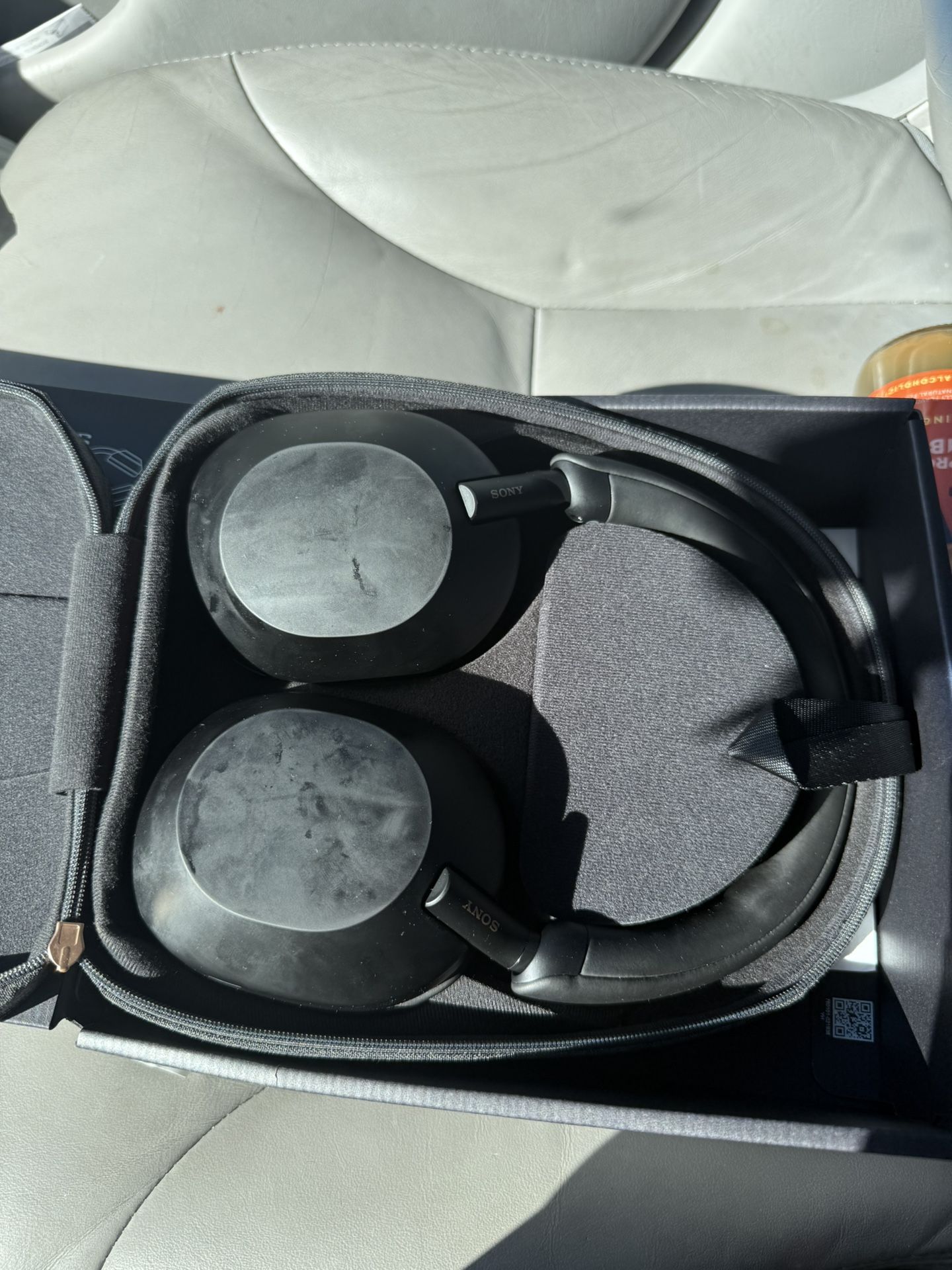 Sony WH-1000 XM 5 Bluetooth headphones