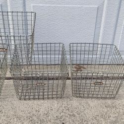 Vintage YMCA Gym Baskets (4)