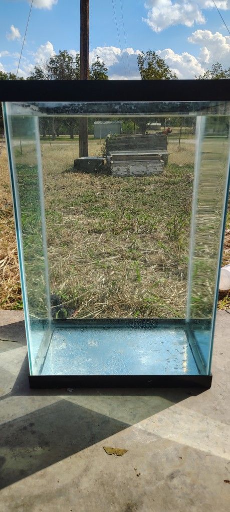 45 Gal Aquarium