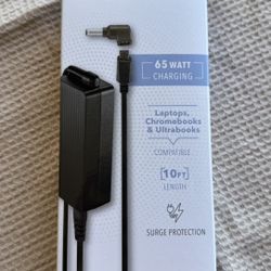 Insignia Universal 65W Laptop Charger