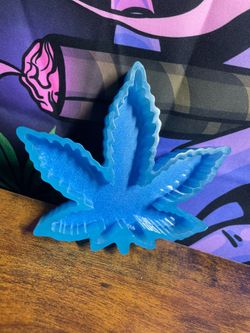 Handmade Blue  Glow-In-The-Dark Leaf Tray Art