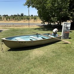 Montgomery Ward 12ft Aluminum Boat w/ 4HP Motor+Brand New Intex Trolling Motor 