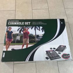 Cornhole set collegiate series game