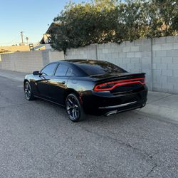 Dodge Charger SXT