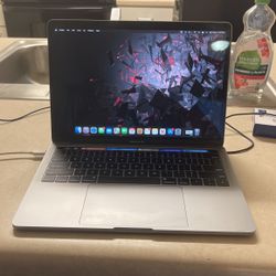 Macbook Pro 2019 with Touch bar and Touch ID