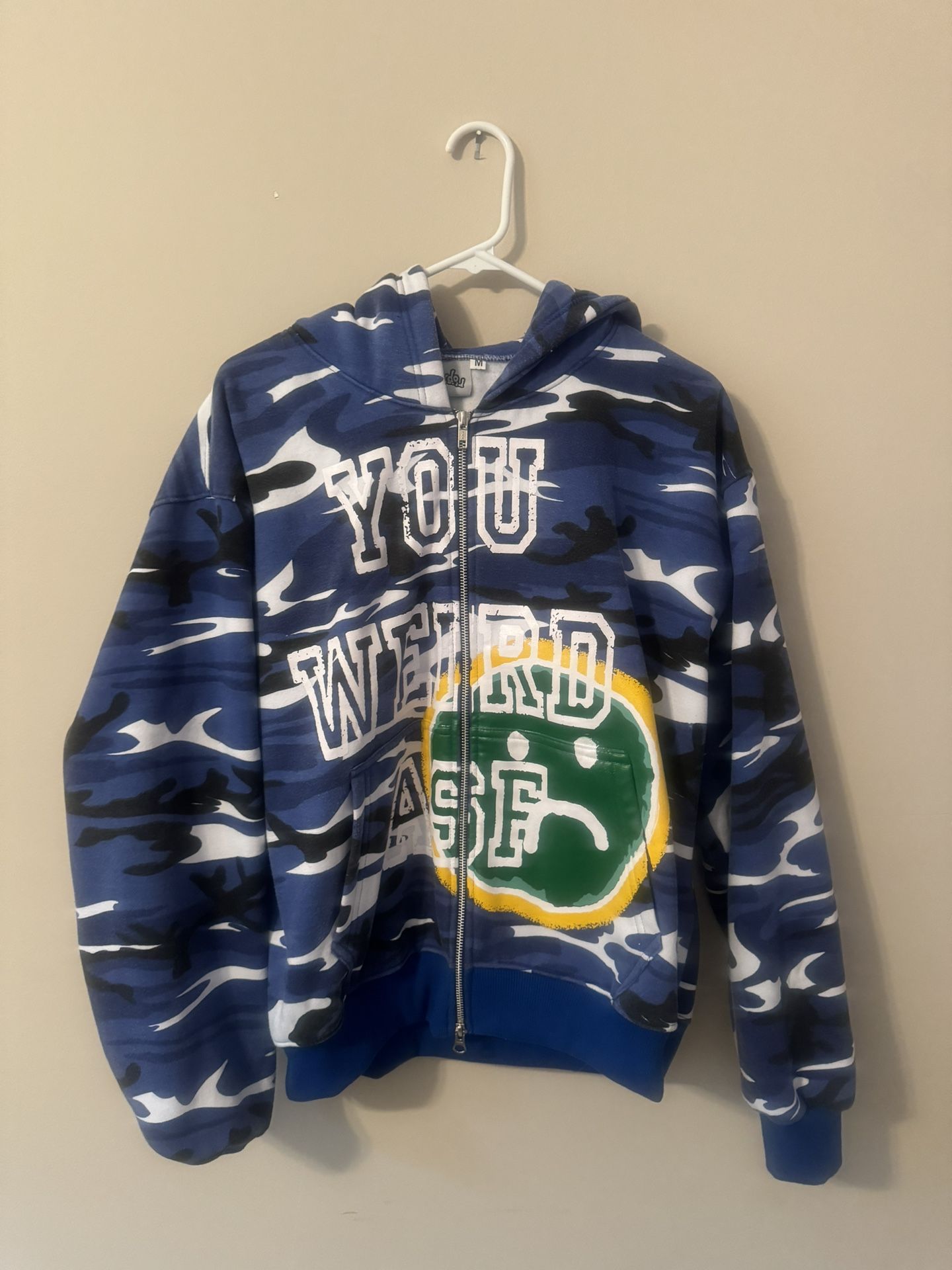 zip up streetwear jacket