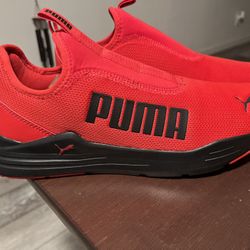 Men’s Size 12 Brand New Puma Sneakers 