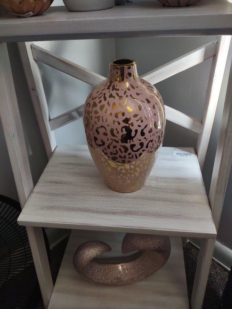 Baby Pink Cheetah Vase 