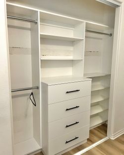 All in One Closet /Built In Closet