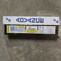 4- Advance 2 Lamp 32w Ballasts