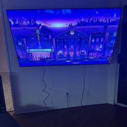 65 in Roku smart tv 2025  and dream tv mount