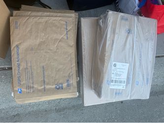 Shipping packaging