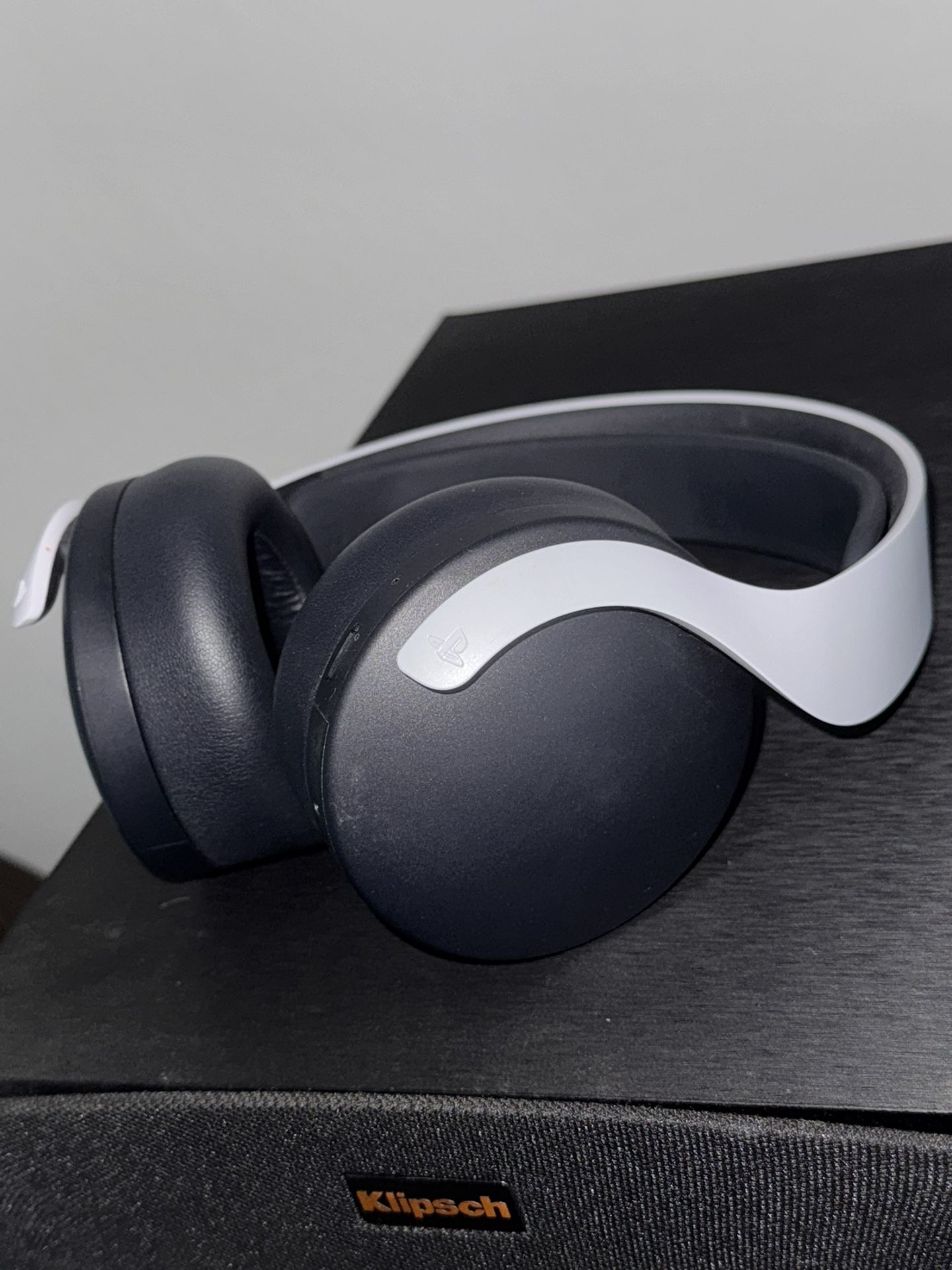 Pulse 3D Wireless Headphones