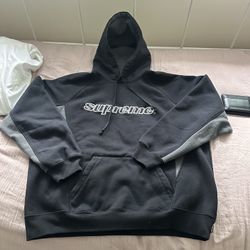 Supreme Hoodie