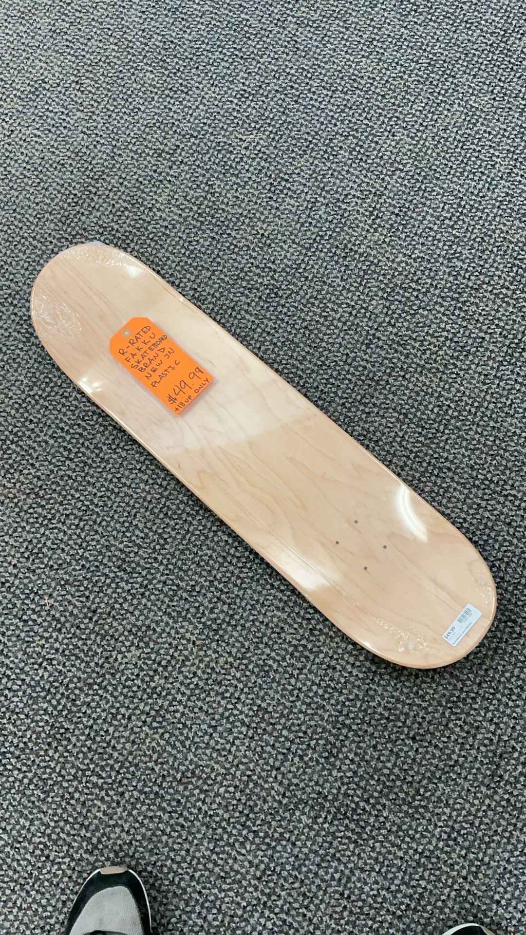 Fakku skateboard brand new are rated graphic