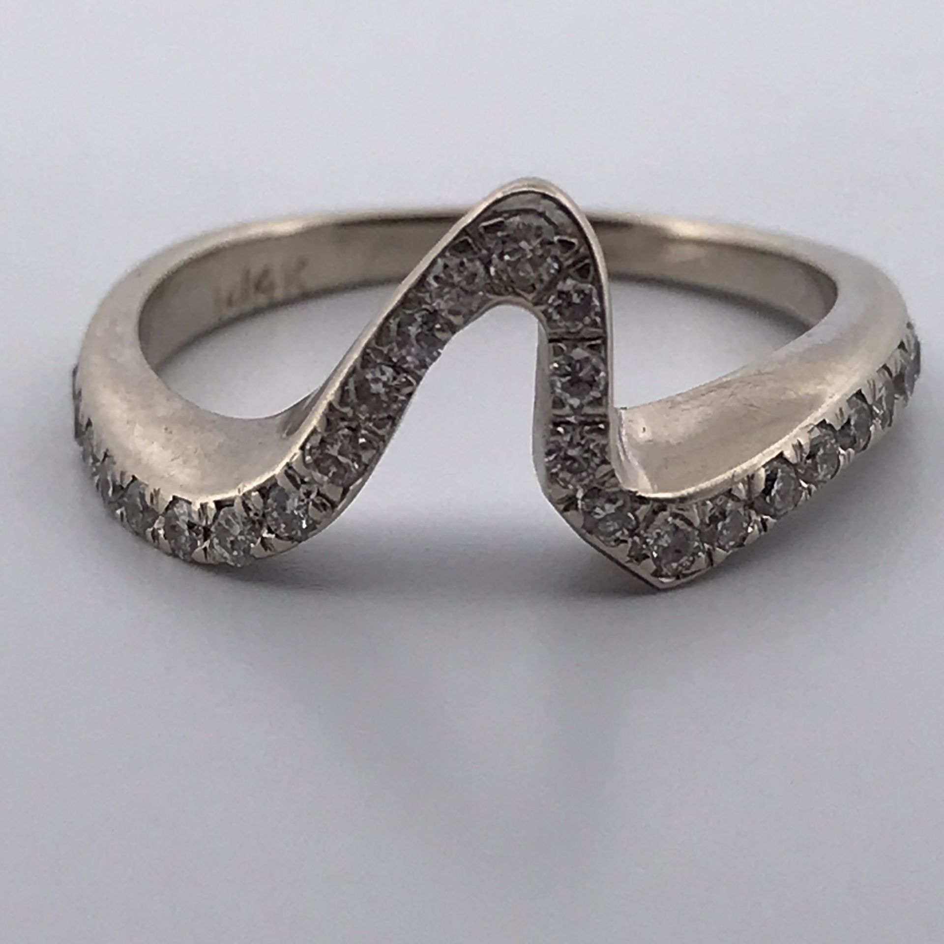 14k White Gold 1/2ct Diamond Band size 7