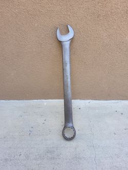 ARMSTRONG VINTAGE WRENCH 2-¼