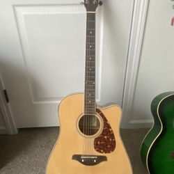 Yamaha Acoustic Guitar